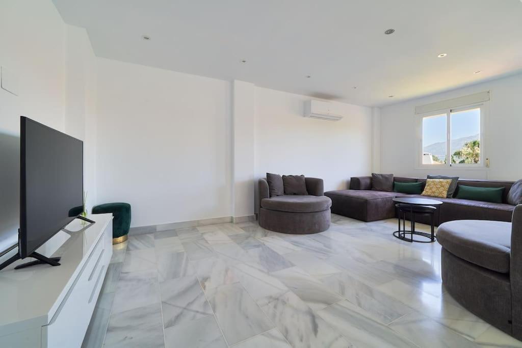 Superbe Avec Jaccuzi Appartement Marbella
