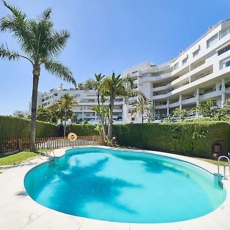 Superbe Appartement Avec Jaccuzi Marbella Exterior photo